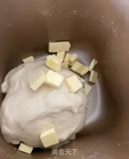 Make caterpillar bean bread step 2