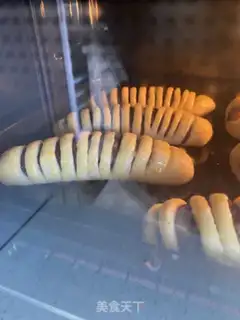 Make caterpillar bean bread step 13
