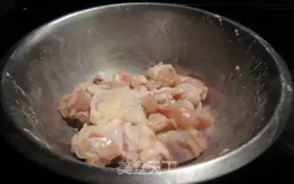 Make A golden chicken hammer with salt step 1