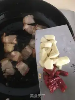 Make Fresh bamboo and fried meat step 4