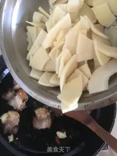 Make Fresh bamboo and fried meat step 5