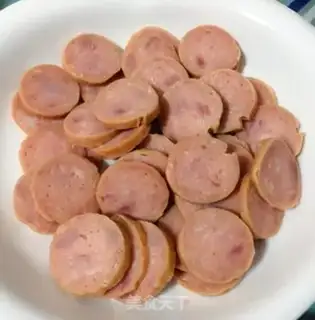 Make Pepper carrots and sausages step 3