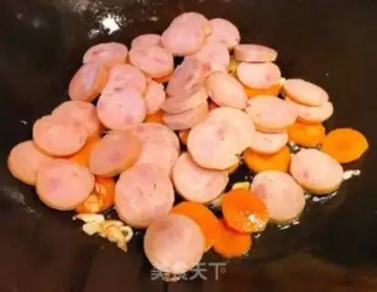 Make Pepper carrots and sausages step 6