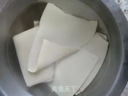 Make The cucumber bean skin step 0