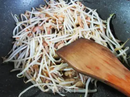 Make Five bouquets and green bean sprouts step 5