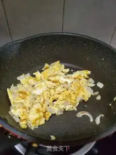Make Onion fried eggs step 6