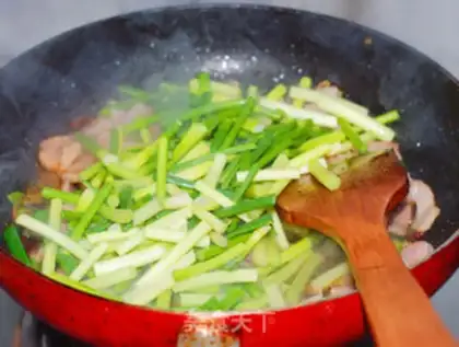Make Garlic fried meat step 4