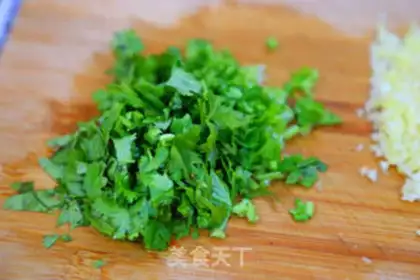 Make Spicy noodle step 4
