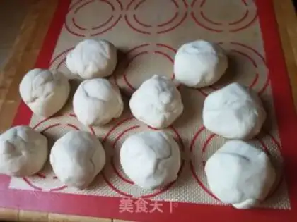 Make Onion cake step 2