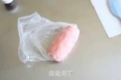 Make The pink girl