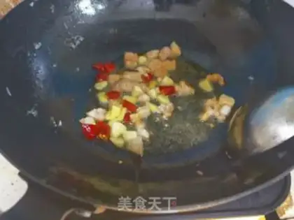 Make Dry-burned carp step 6