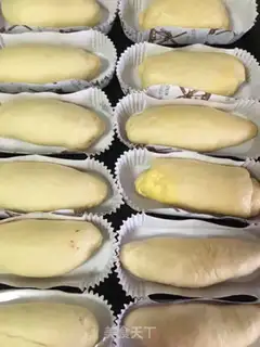 Make Eggs with light cream and bread step 6