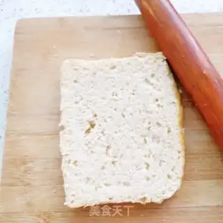 Make Toast cheese rolls step 2