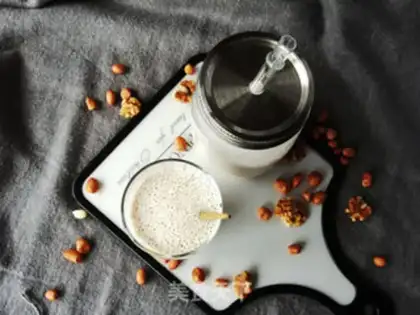 Make Peanut walnut milk step 6
