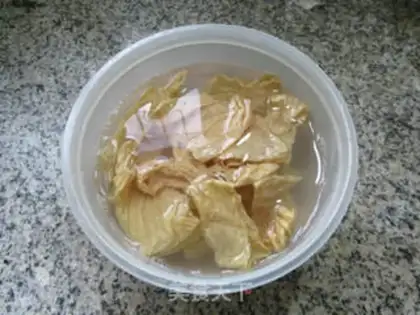 Make Onion fried protein step 1