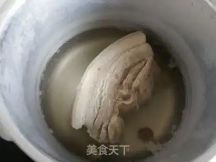 Make Blue radish dry meat step 1