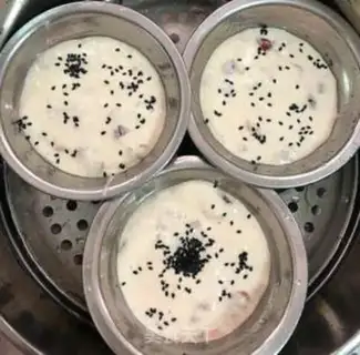 Make Black sesame dates step 3