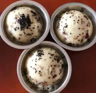 Make Black sesame dates step 4