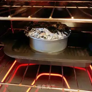 Make Peach birthday cake step 8