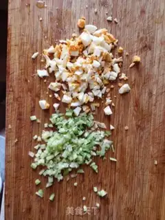 Make Delicious seaweed sushi step 2