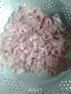 Make Gold pins and mushroom meatloaf soup step 0
