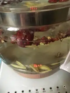 Make Pepper ginger date tea step 3