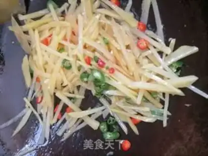 Make Spicy potatoes step 3