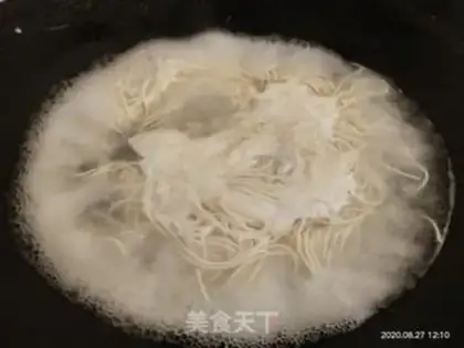 Make Fried egg noodles step 9