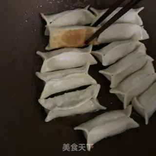 Make Cream pan sticker step 7