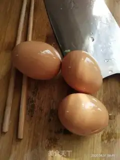 Make Fried eggs step 2