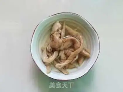 Make Rook and garlic and gravy step 1