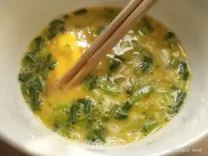 Make Fried eggs step 4