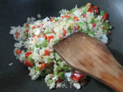 Make Twin pepper duck egg fried rice step 3