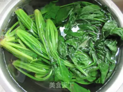 Make Fries and spinach step 2