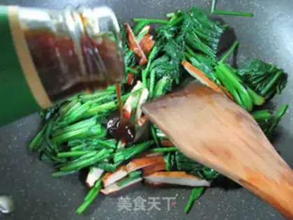 Make Fries and spinach step 6