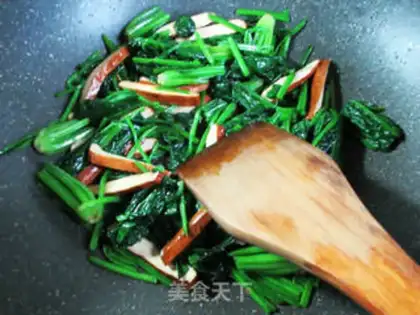 Make Fries and spinach step 7