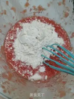 Make Tomato eggcake step 1