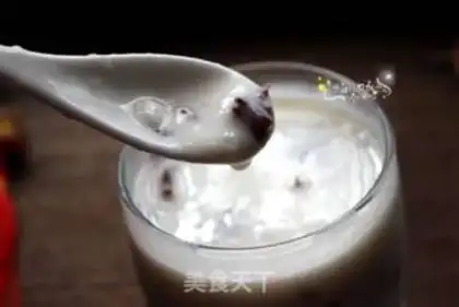 Make Rose yogurt step 5