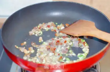 Make Egg bun step 1
