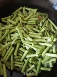 Make Garlic beans step 2