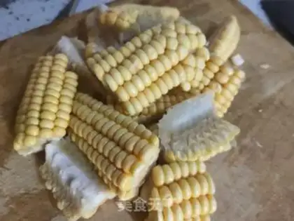 Make Corncracker steak soup step 5