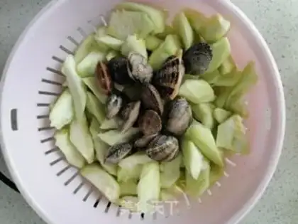 Make The bouquet soup step 0