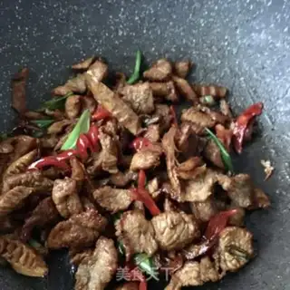 Make Meat and tomato sauce step 6