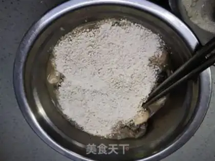 Make Pork fried eggs step 2