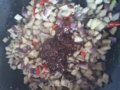 Make Meat and tomato sauce step 7
