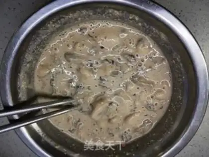 Make Pork fried eggs step 3
