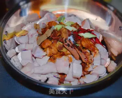 Make Quail egg red pork step 3