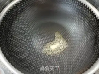 Make Tomato steak shrimp. Noodles step 7