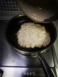 Make Pork fried eggs step 5