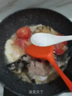 Make Tomato mackerel soup step 5